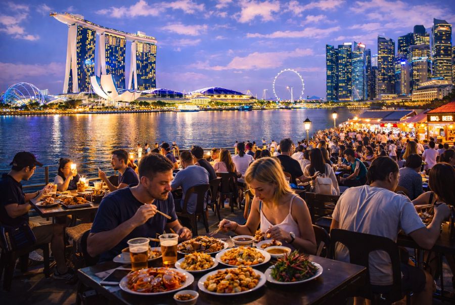 Ẩm thực luôn là trải nghiệm đáng mong đợi nhất khi khám phá Marina Bay