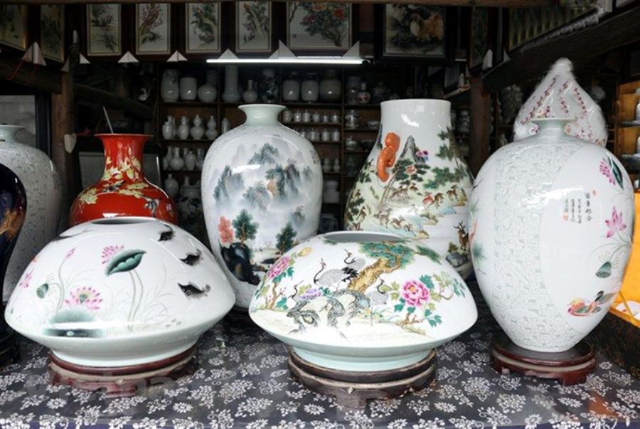 Gốm sứ Trùng Khánh là món quà lưu niệm đậm chất nghệ thuật và mang ý nghĩa phong thuỷ