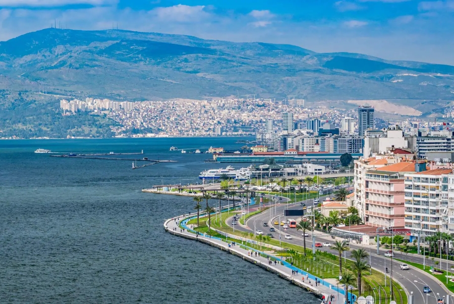 Izmir là thành phố cảng đầy sức sống của Thổ Nhĩ Kỳ