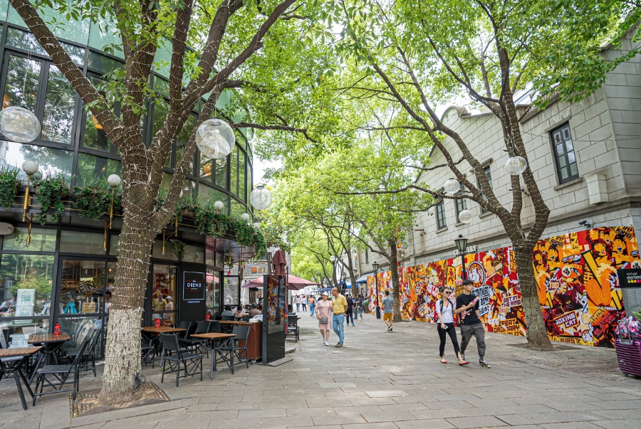 Phố Tân Thiên Địa mang nét hoài cổ hòa cùng phong cách hiện đại