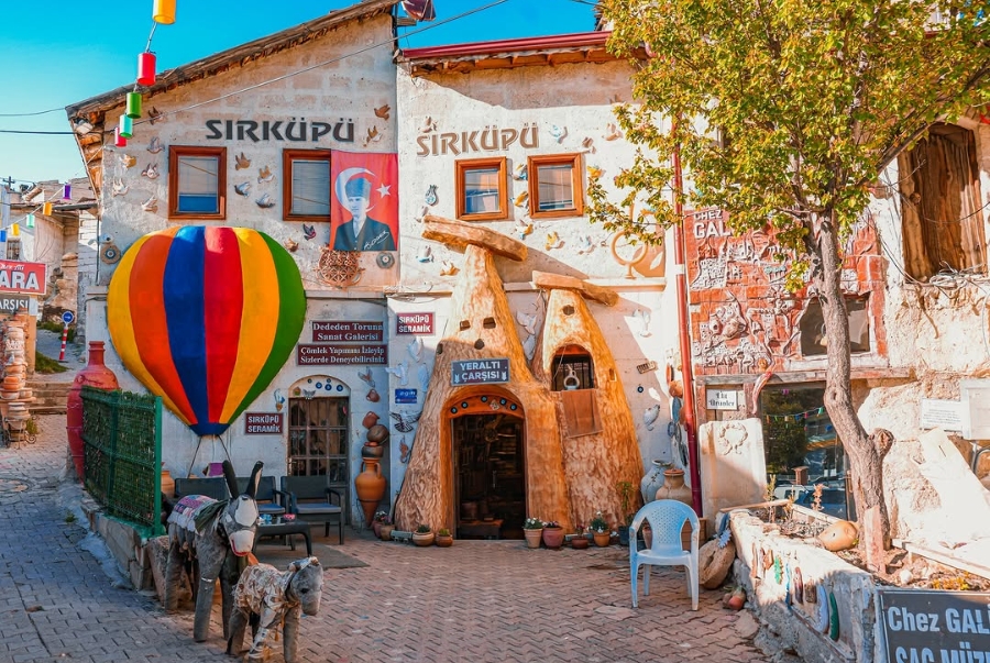 Làng Avanos là cái nôi của nghề gốm truyền thống lâu đời của Thổ Nhĩ Kỳ