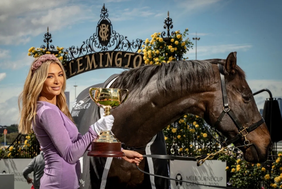 Melbourne Cup Carnival là sự kiện đua ngựa lớn nhất nước Úc