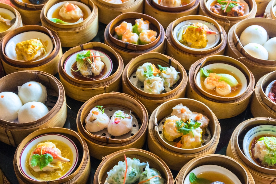 Dimsum gồm các phần ăn nhỏ với phong phú các món khác nhau