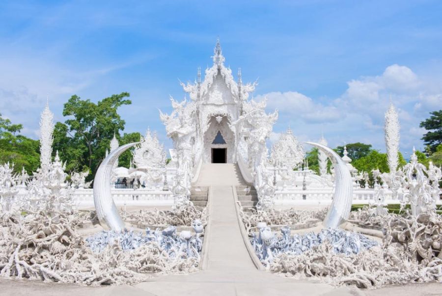 Cây cầu Luân Hồi tại Wat Rong Khun