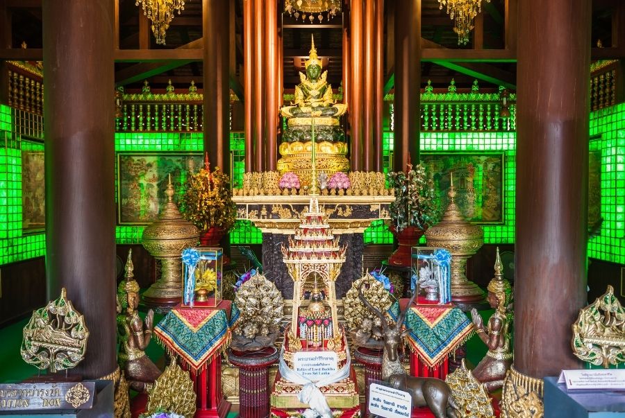 Tượng Phật Ngọc tại Wat Phra Kaew