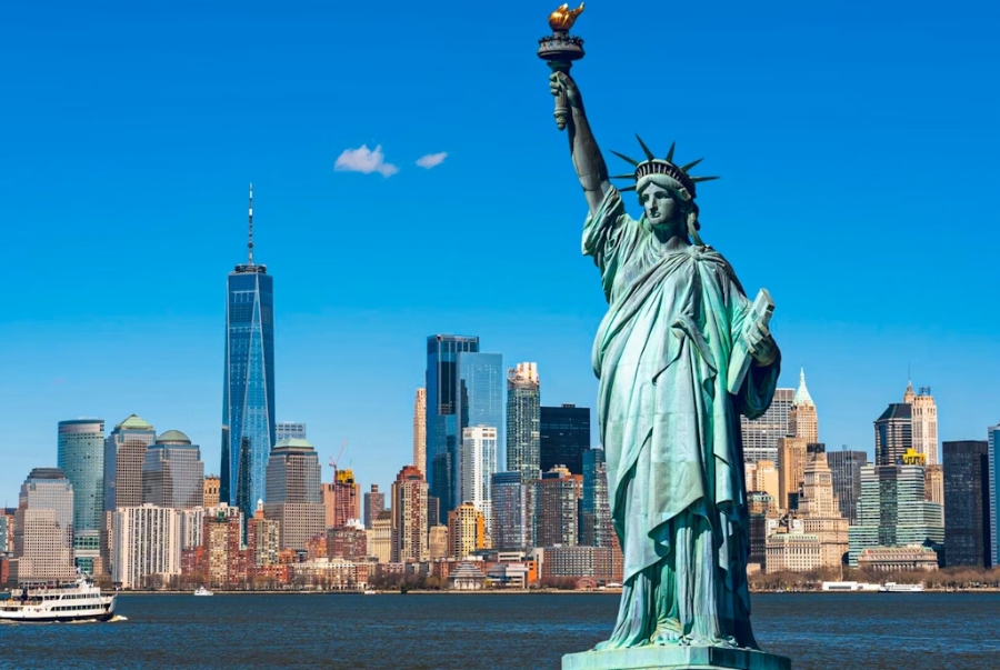Tượng Nữ thần Tự Do là một trong những công trình biểu tượng nổi tiếng nhất của Mỹ