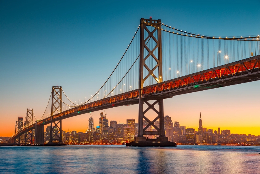 Cầu Bay Bridge huyền thoại nối liền San Francisco với Oakland
