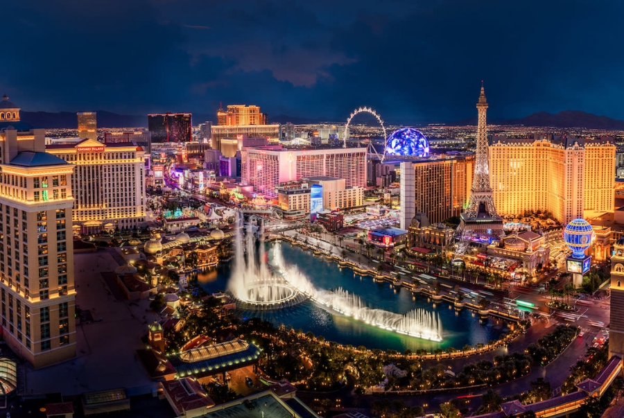 Las Vegas về đêm là thiên đường giải trí sôi động bậc nhất nước Mỹ