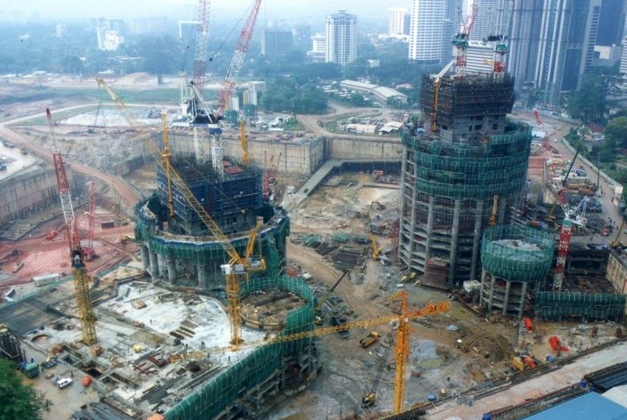 Quá trình xây dựng tòa tháp đôi Petronas
