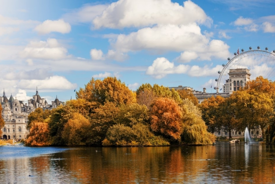 Mùa thu London kéo dài trong khoảng đầu tháng 9 đến hết tháng 11