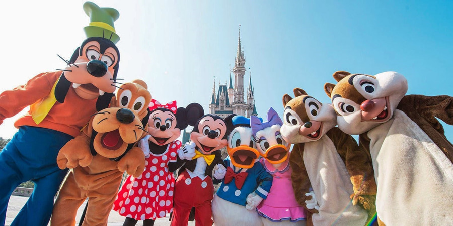 Từ trò chơi cảm giác mạnh đến buổi diễu hành lung linh, Tokyo Disneyland sẽ mang đến nhiều điều bất ngờ và thú vị