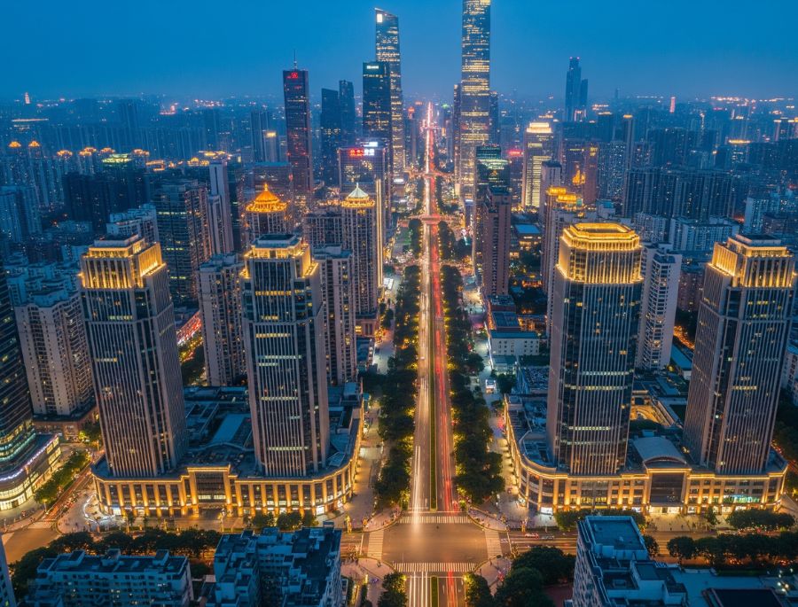 Khung cảnh rực rỡ khi đại lộ lên đèn