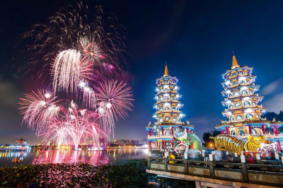 Đài Loan luôn làm say lòng du khách bởi vẻ đẹp giao thoa giữa hiện đại và truyền thống