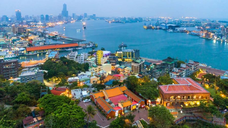 Vịnh Tây Tử là một trong những bãi biển đẹp nhất của Cao Hùng