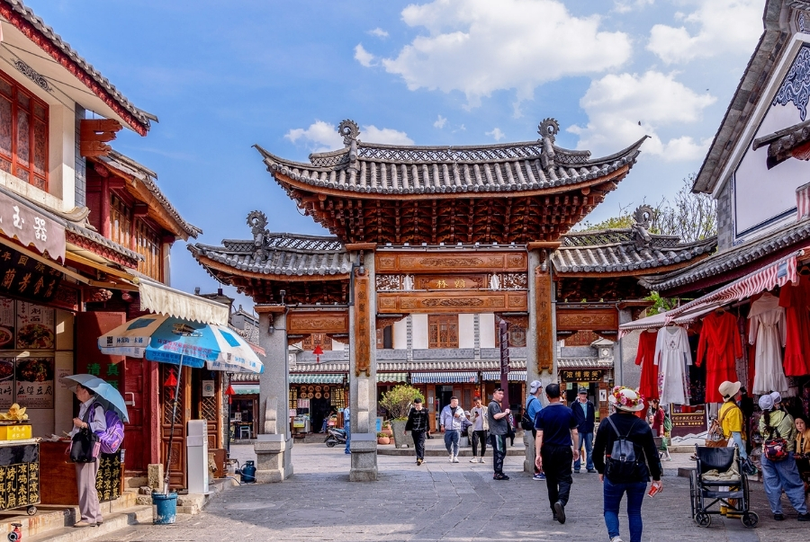 Hỷ Châu Cổ Trấn gắn liền với bộ phim “Đi đến nơi có gió” thu hút đông đảo du khách