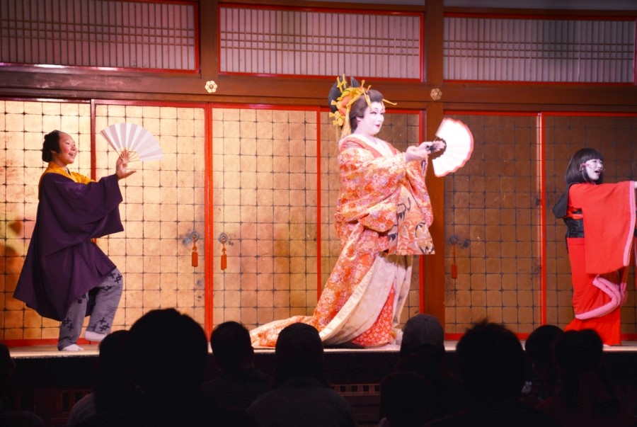 Các loại hình biểu diễn nghệ thuật và giải trí đặc trưng của Nhật Bản