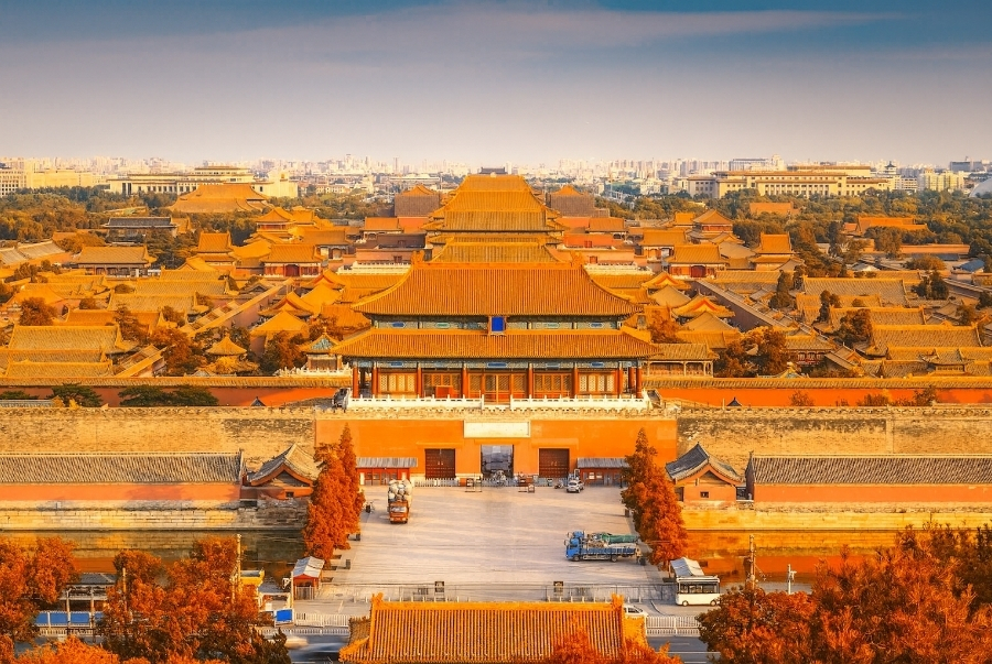 Mùa thu là thời điểm lý tưởng để khám phá Tử Cấm Thành với thời tiết mát mẻ ánh sáng đẹp và khung cảnh rực rỡ sắc vàng