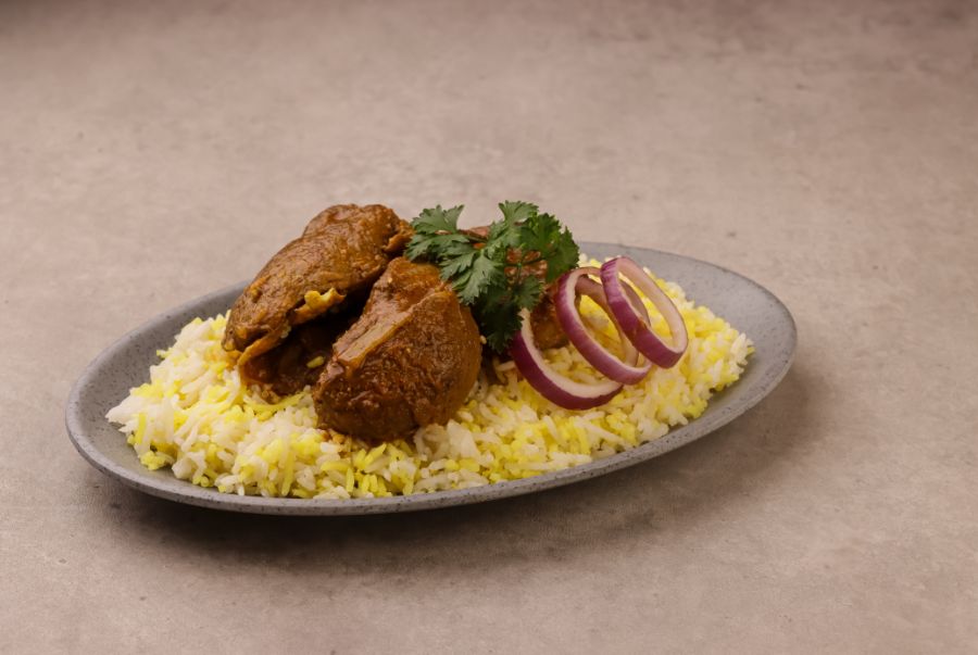 Mandi là món cơm truyền thống nổi tiếng khắp bán đảo Ả Rập