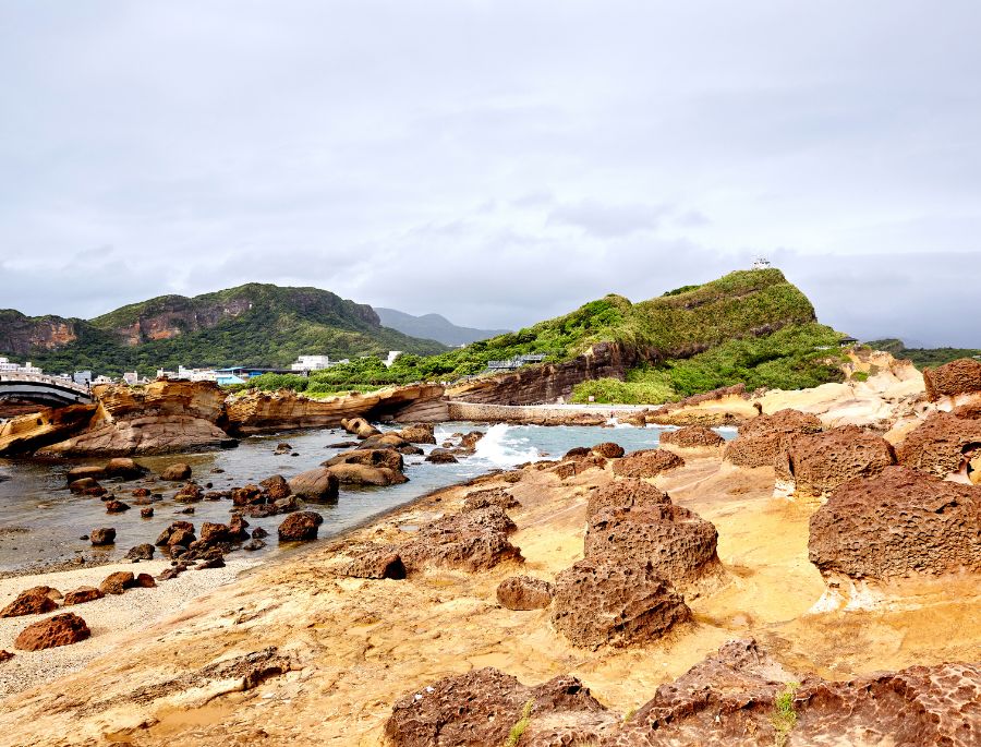 Công viên địa chất Dã Liễu mở ra một thế giới trải nghiệm phong phú và sinh động 