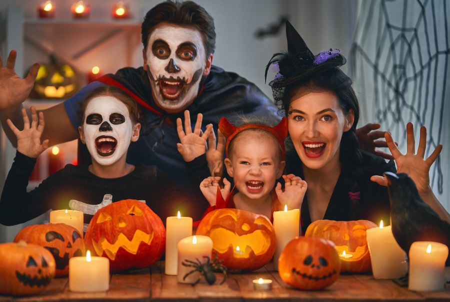 Halloween là thời điểm mọi người trong gia đình có thể quây quần, vui chơi cùng nhau