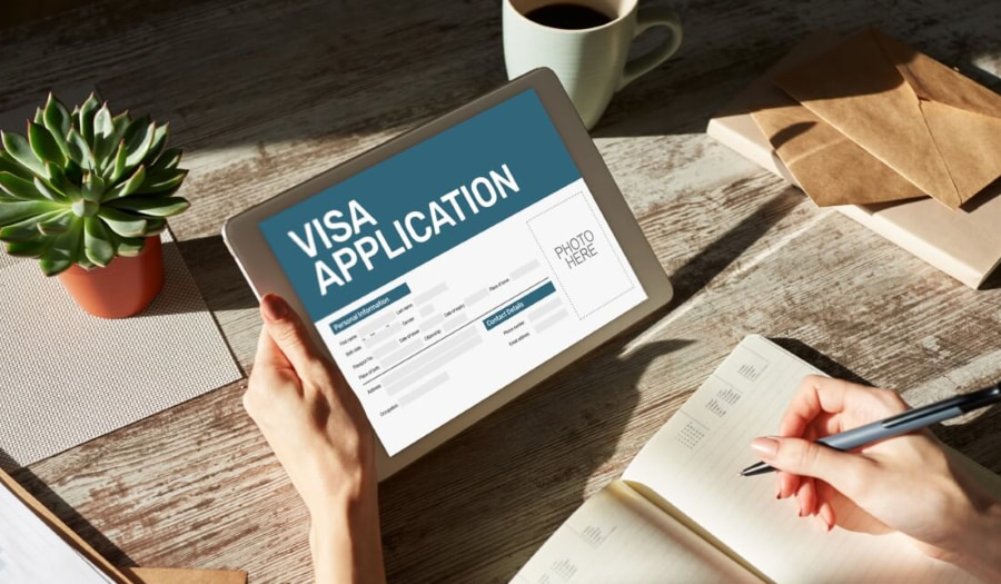 Một bộ hồ sơ đầy đủ và chính xác không chỉ giúp bạn tiết kiệm thời gian mà còn tăng tỷ lệ đậu visa