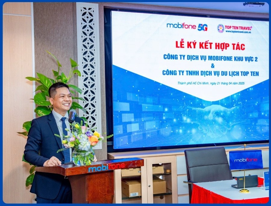 Ông Lý Quốc Minh - Giám Đốc Công Ty Dịch Vụ MobiFone Khu Vực 2 phát biểu tại sự kiện