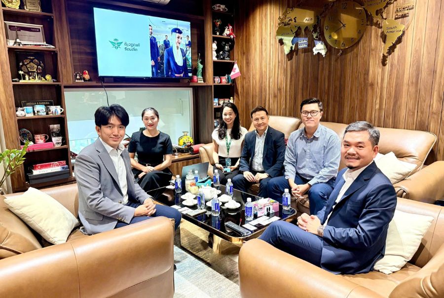 Đại diện Hãng Hàng Không Saudia Airlines đến thăm và làm việc tại trụ sở chính của Top Ten Travel