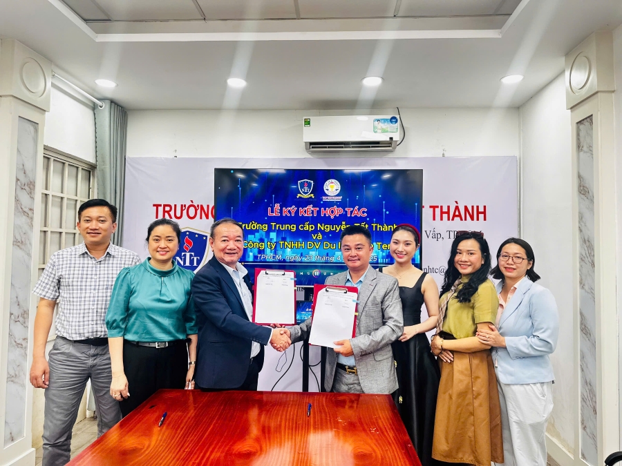 Lễ ký kết hợp tác giữa Trường Trung Cấp Nguyễn Tất Thành và Công ty TNHH Dịch Vụ Du Lịch Top Ten