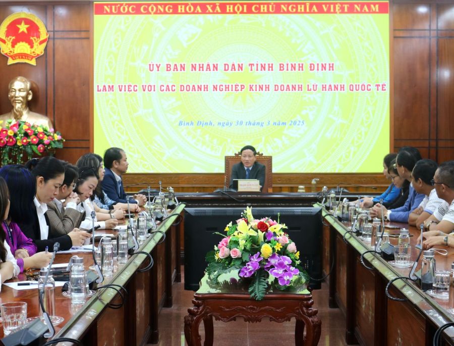 Top Ten Travel tham dự buổi tọa đàm gặp mặt giữa Chủ Tịch UBND tỉnh Bình Định và các Doanh Nghiệp Lữ Hành tiêu biểu