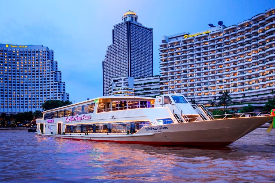 Hệ thống du thuyền sang chảnh tại Chao Phraya