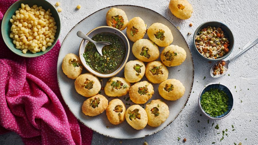 Pani Puri - món bánh cực kỳ nổi tiếng ở Ấn Độ