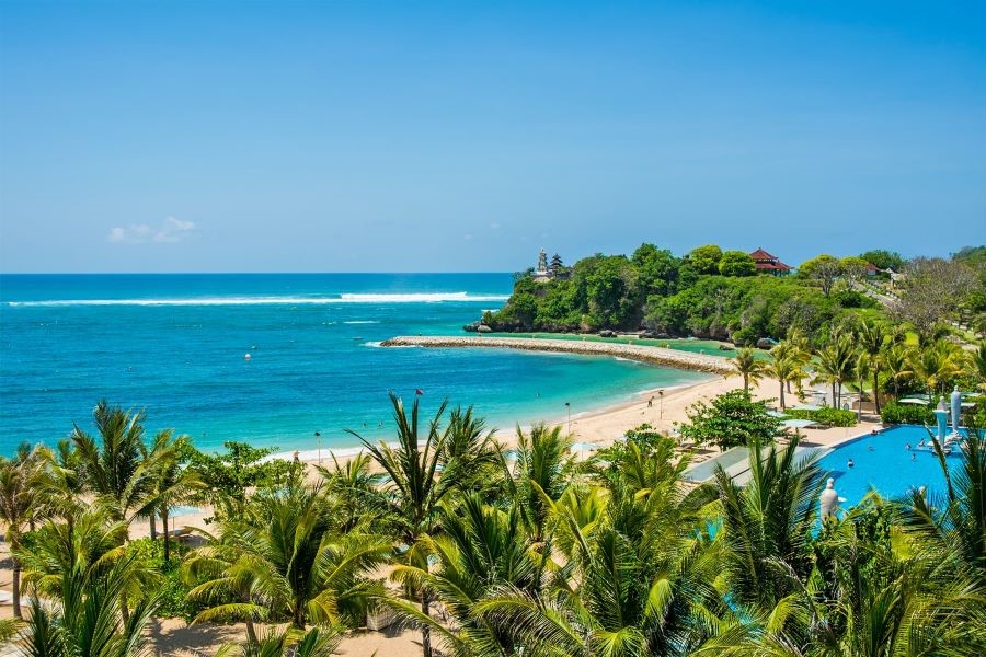 Bãi biển Nusa Dua - một trong những bãi biển sang trọng nhất Bali
