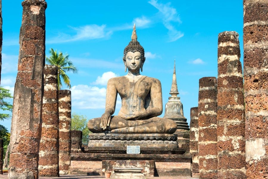 Sukhothai nổi bật với dấu vết của những tàn tích trong quá khứ