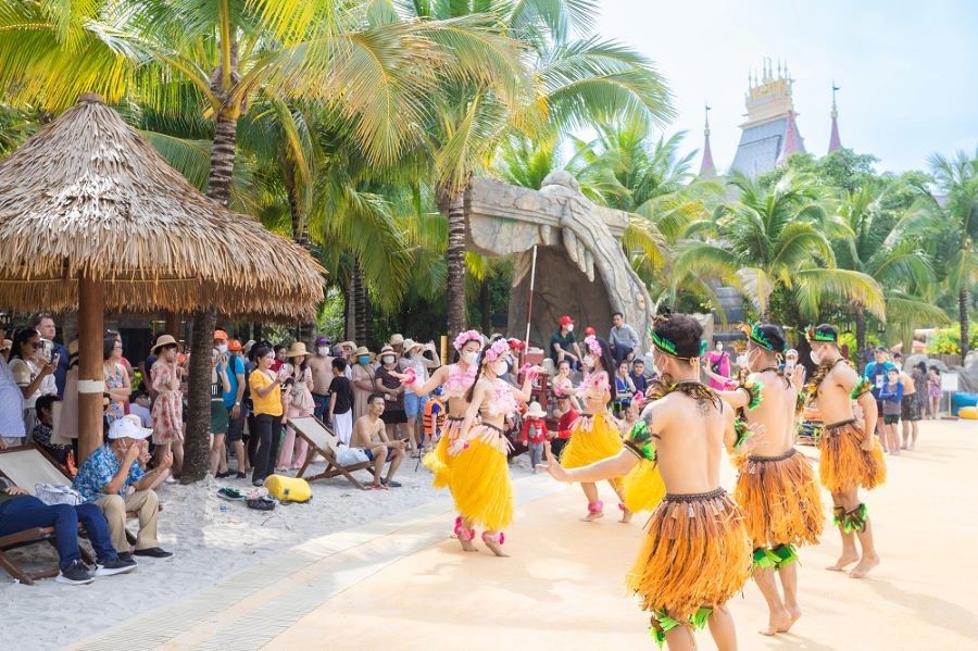 VinWonder là tổ hợp khu vui chơi giải trí sầm uất nhất tại Phú Quốc