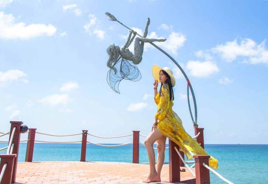 Sunset Sanato Beach Club Phú Quốc qua ống kính của khách du lịch