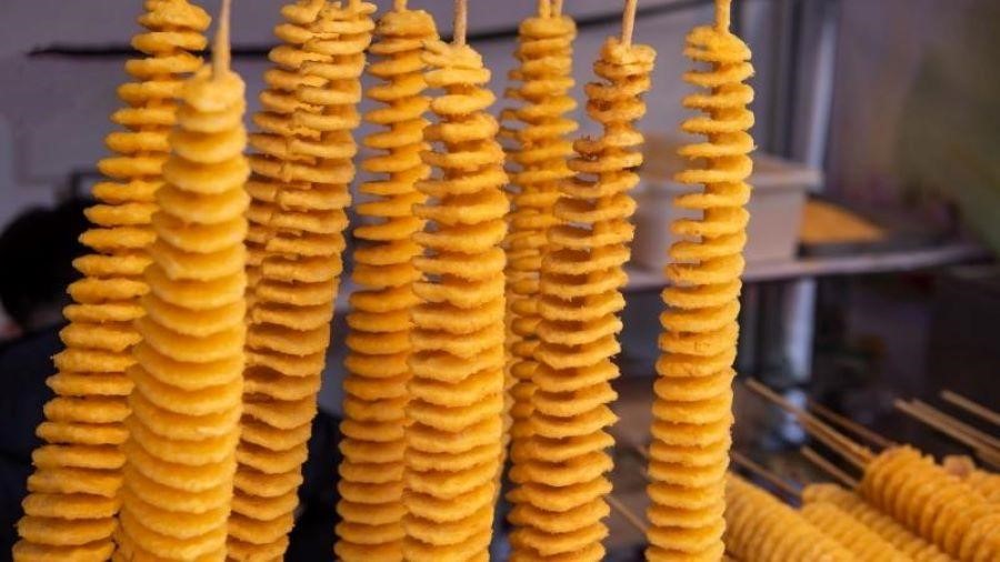 Những cây khoai tây lốc xoáy “ bự chà bá”