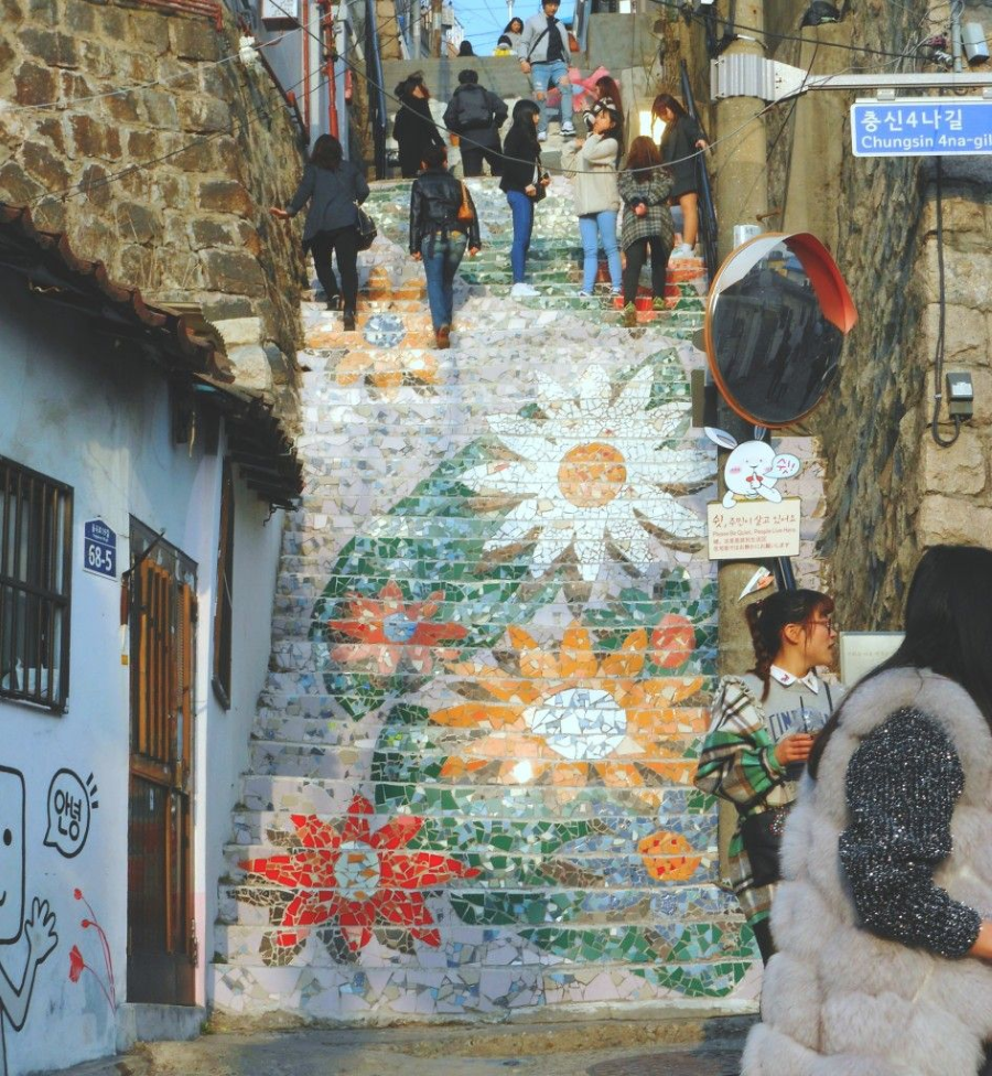 Nhắc đến những ngôi làng nghệ thuật nổi tiếng tại Hàn Quốc thì làm sao có thể bỏ qua Làng Ihwa