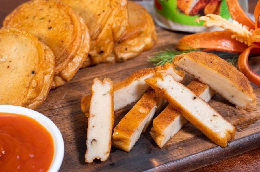 Chả cá Quy Nhơn được yêu thích bởi hương vị thơm ngon và lạ miệng đặc trưng của nó