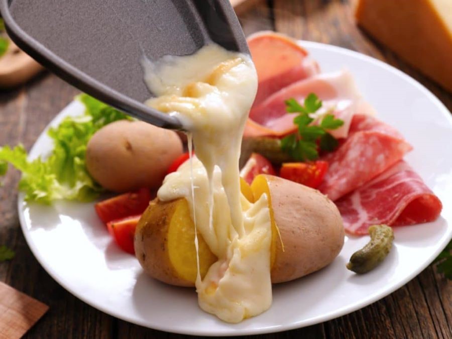 Hương vị béo ngậy của Raclette khiến thực khách mê đắm