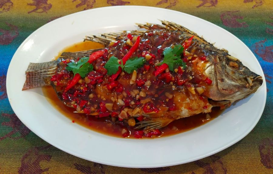 Pla Rad Prik - món ăn không thể thiếu trong dịp Tết Songkran ở Thái Lan