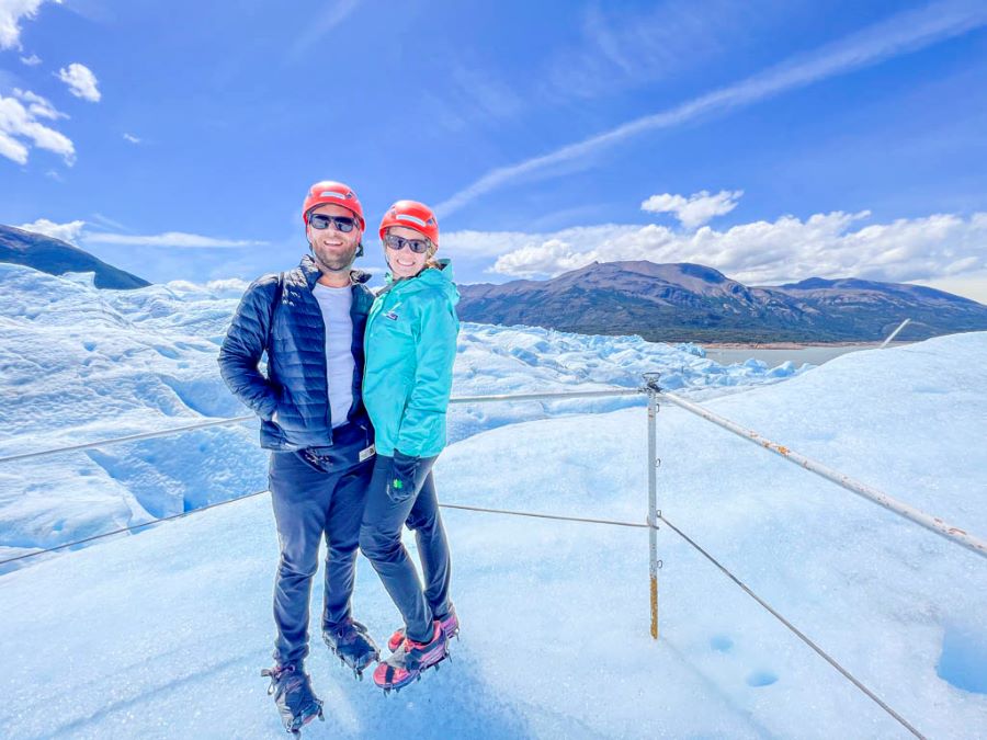 Perito Moreno là một trong những sông băng nổi tiếng nhất thế giới, thu hút lượng lớn du khách 