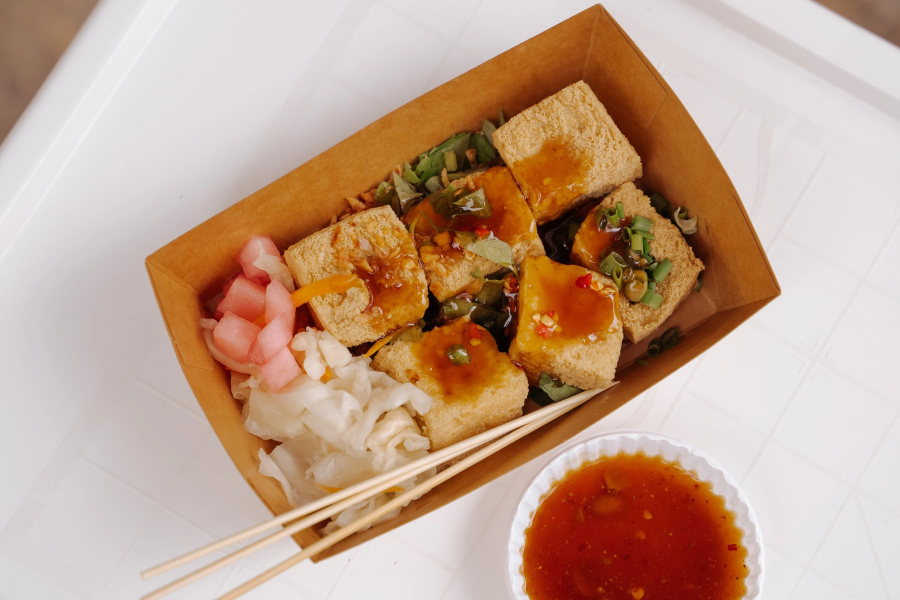 Đến Đài Loan thì nhất định phải thử món đậu hủ thúi trứ danh