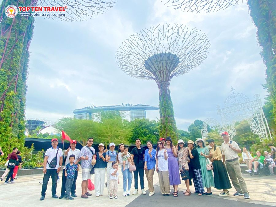 Du lịch Tết cùng Top Ten Travel, du khách sẽ được ghé thăm những địa điểm nổi tiếng nhất