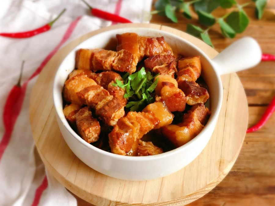 Thịt kho tàu - món ngon được mệnh danh là “linh hồn” của mâm cơm ngày Tết