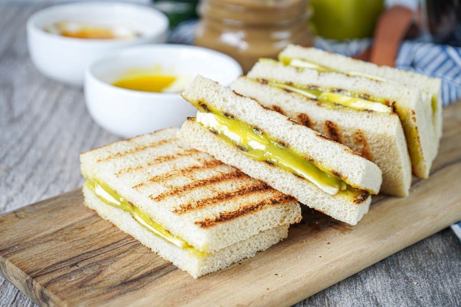 Bánh mì nướng Kaya với phần nhân Kaya độc đáo