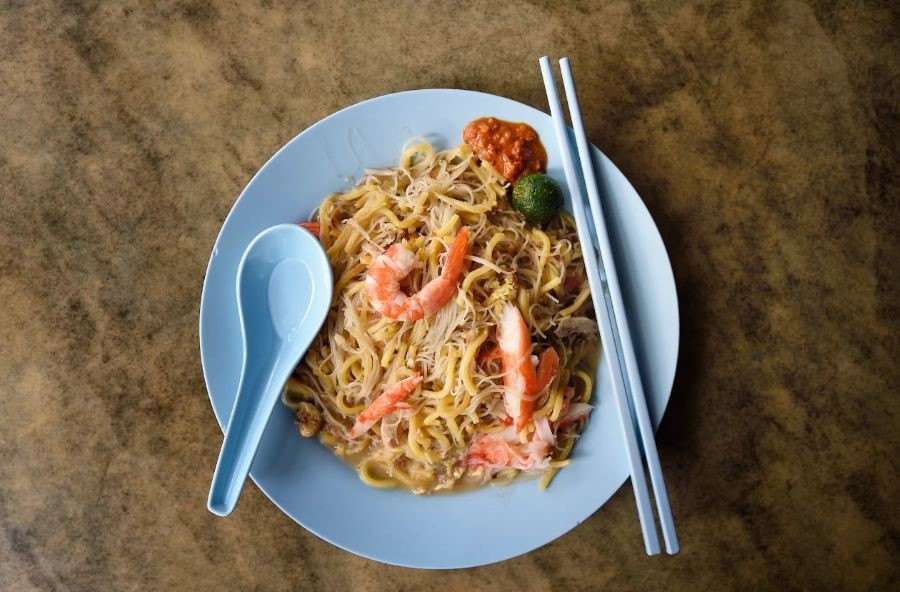 Mì xào Phúc Kiến là một món ngon truyền thống tại Singapore