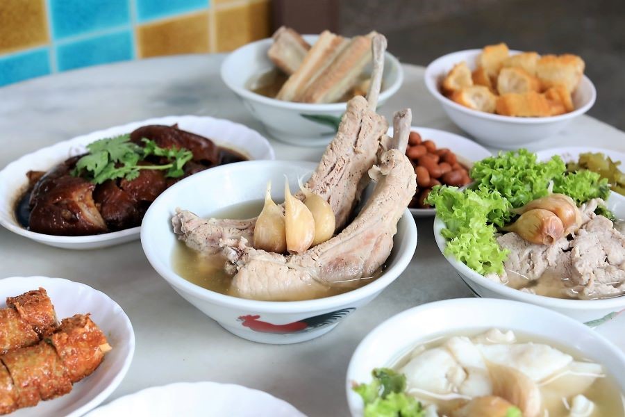 Bak Kut Teh là một món ăn cực kỳ nổi tiếng ở đảo quốc Singapore