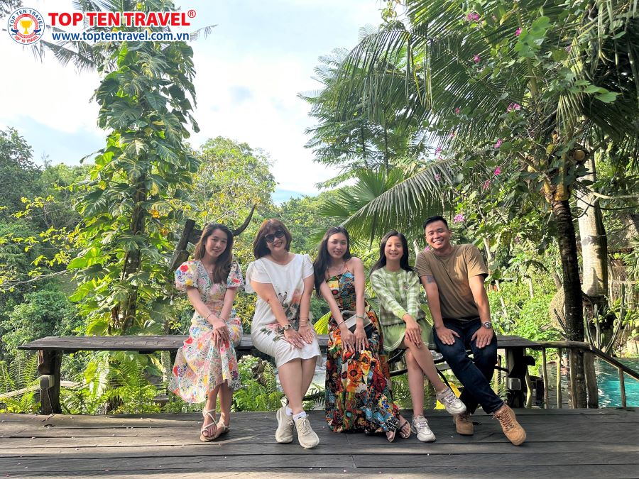 Các trang phục năng động luôn được ưu tiên