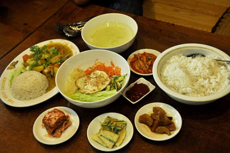 Bữa cơm truyền thống của người Hàn Quốc