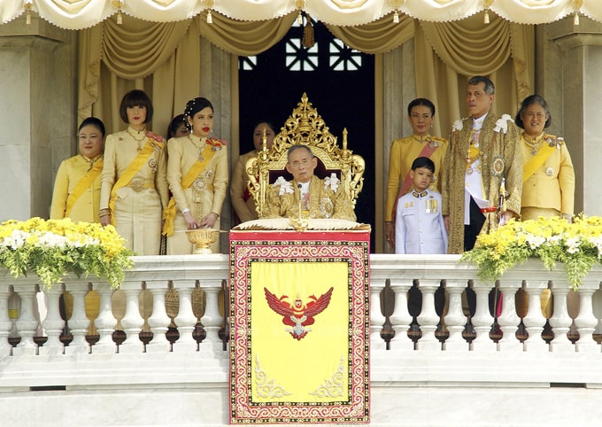 Hoang-gia-Thai-Lan-min